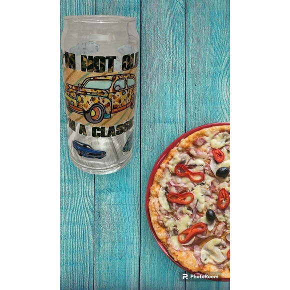 Large Beer glass Decorated 20 oz Can Shaped Beer Glass I'm not old I'm a Classic - Picture 2 of 2